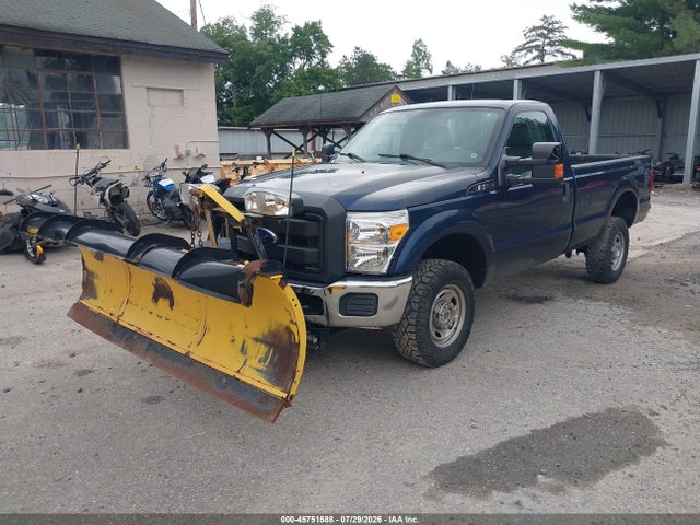 Ford F-250 Xl 2016 1FTBF2B65GED02823 Image 2