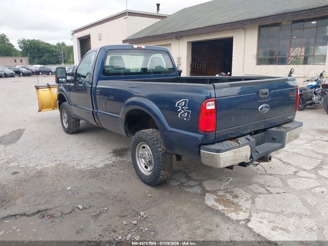 Ford F-250 Xl 2016 1FTBF2B65GED02823 Image 3