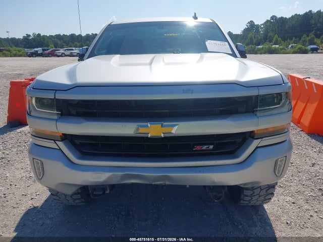 45751615 :رقم المزاد ، 3GCUKREC5JG173822 vin ، 2018 Chevrolet Silverado 1500 2lt مزاد بيع