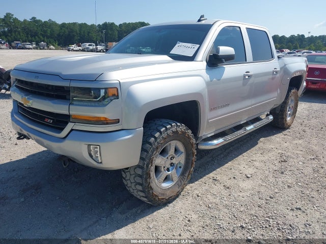 45751615 :رقم المزاد ، 3GCUKREC5JG173822 vin ، 2018 Chevrolet Silverado 1500 2lt مزاد بيع