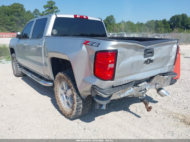 45751615 :رقم المزاد ، 3GCUKREC5JG173822 vin ، 2018 Chevrolet Silverado 1500 2lt مزاد بيع