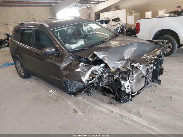 2018 Jeep Cherokee Limited Fwd მანქანა იყიდება აუქციონზე, vin: 1C4PJLDB5JD621401, აუქციონის ნომერი: 45751654