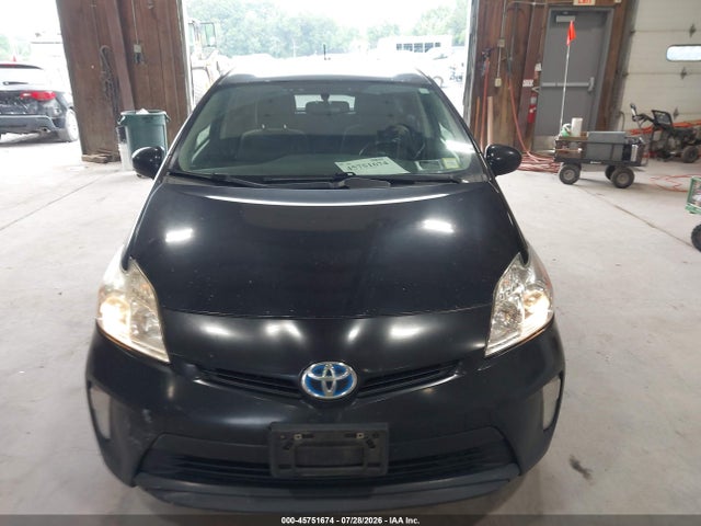 45751674 :رقم المزاد ، JTDKN3DU4E0380802 vin ، 2014 Toyota Prius Three مزاد بيع
