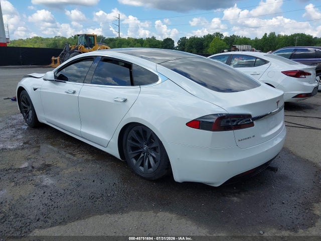 Продаж на аукціоні авто 2018 Tesla Model S 100d/75d/p100d, vin: 5YJSA1E2XJF296718, номер лоту: 45751694