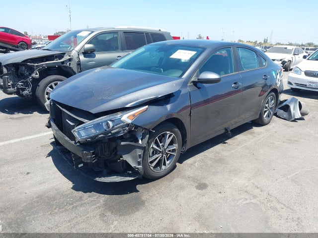 KIA Forte Lxs 2022 3KPF24AD0NE497787 Image 2