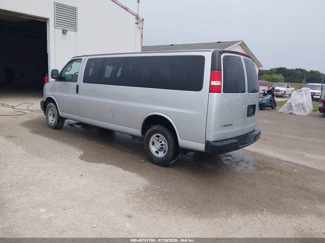 45751705 :رقم المزاد ، 1GAZGNFP8M1154405 vin ، 2021 Chevrolet Express Passenger Rwd 3500 Extended Wheelbase Ls مزاد بيع