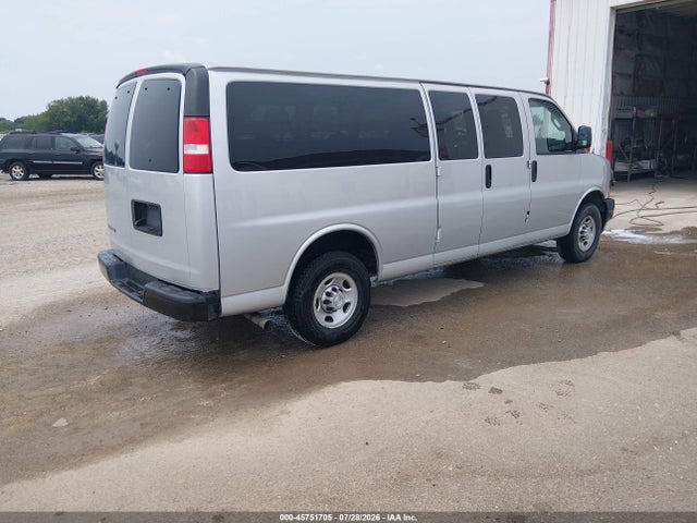 45751705 :رقم المزاد ، 1GAZGNFP8M1154405 vin ، 2021 Chevrolet Express Passenger Rwd 3500 Extended Wheelbase Ls مزاد بيع