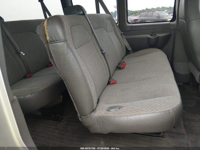 45751705 :رقم المزاد ، 1GAZGNFP8M1154405 vin ، 2021 Chevrolet Express Passenger Rwd 3500 Extended Wheelbase Ls مزاد بيع
