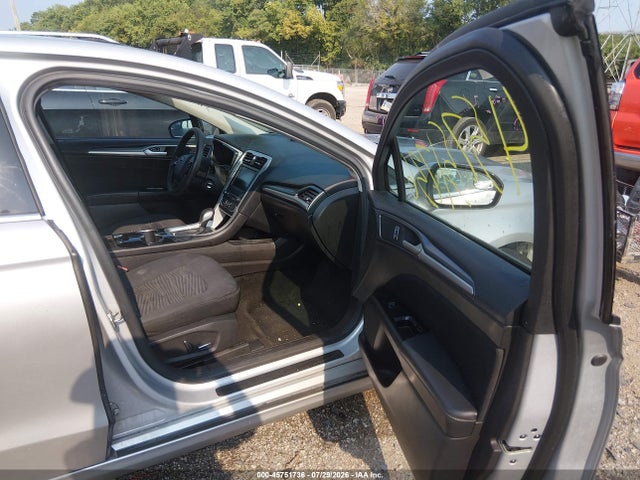Продажа на аукционе авто 2016 Ford Fusion Se, vin: 3FA6P0H77GR395740, номер лота: 45751736