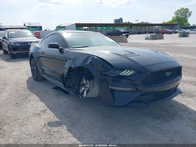 45751741 :رقم المزاد ، 1FA6P8TH6J5117033 vin ، 2018 Ford Mustang Ecoboost مزاد بيع