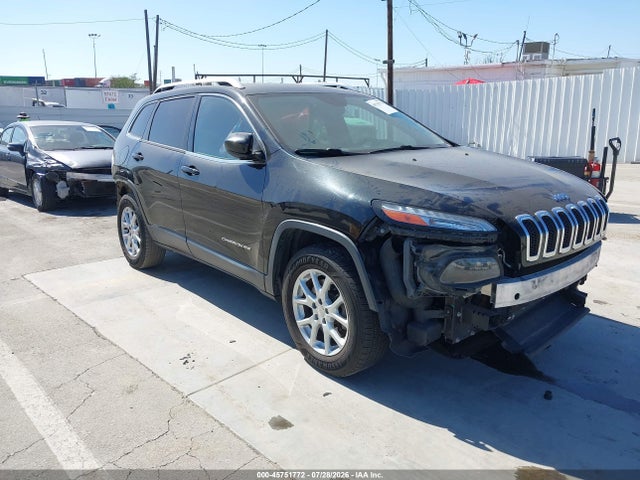 2015 Jeep Cherokee Latitude მანქანა იყიდება აუქციონზე, vin: 1C4PJMCS0FW528983, აუქციონის ნომერი: 45751772