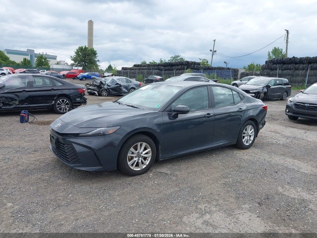Toyota CAMRY LE 2025 4T1DAACK7SU596037 Image 2