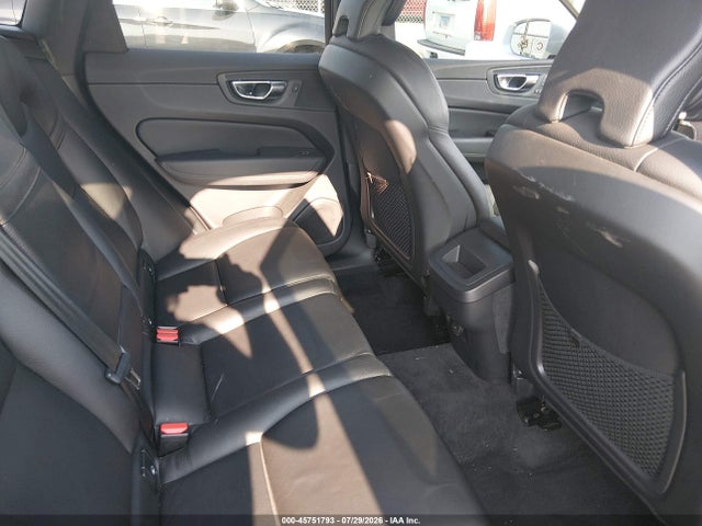 Aukcja sprzedaży 2021 Volvo Xc60 T5 Momentum, vin: YV4102RK8M1695040, numer aukcji: 45751793