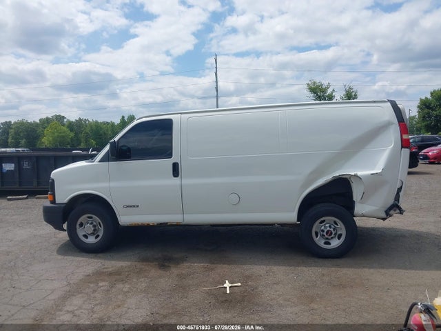 45751803 :رقم المزاد ، 1GCGG25V351266351 vin ، 2005 Chevrolet Express مزاد بيع
