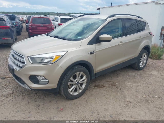 1FMCU9GD1JUD08900 Ford ESCAPE SE