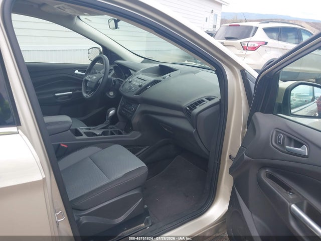 1FMCU9GD1JUD08900 Ford ESCAPE SE