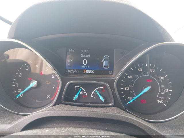 1FMCU9GD1JUD08900 Ford ESCAPE SE