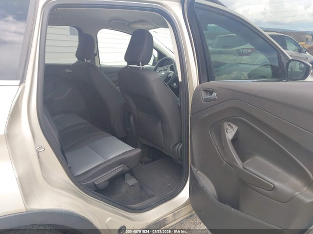 1FMCU9GD1JUD08900 Ford ESCAPE SE