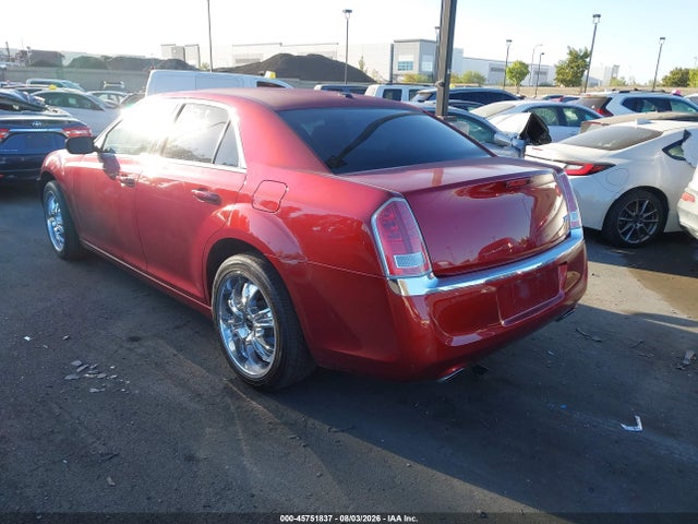 Продажа на аукционе авто 2014 Chrysler 300, vin: 2C3CCAAGXEH272682, номер лота: 45751837