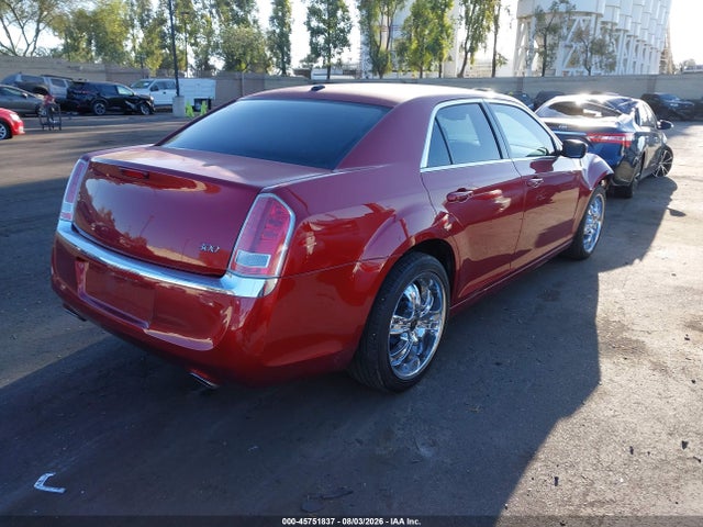 Продажа на аукционе авто 2014 Chrysler 300, vin: 2C3CCAAGXEH272682, номер лота: 45751837