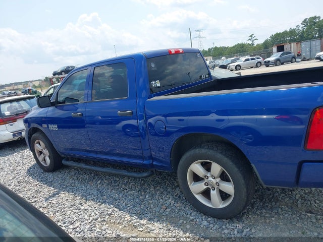 45751858 :رقم المزاد ، 3C6RR6KT9GG142626 vin ، 2016 Ram 1500 Express مزاد بيع