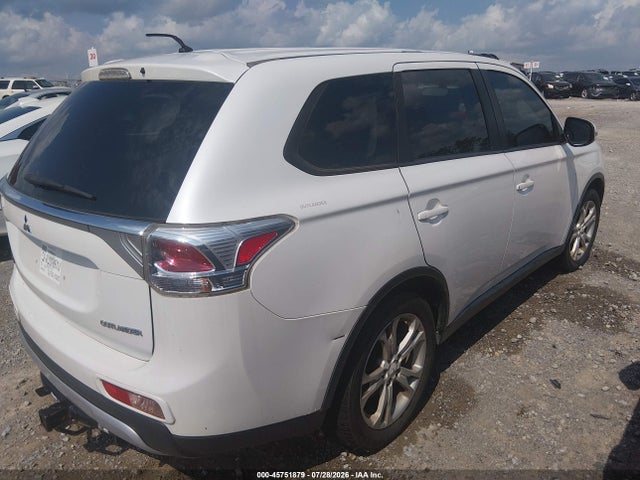 Продажа на аукционе авто 2015 Mitsubishi Outlander Se, vin: JA4AZ3A39FZ005880, номер лота: 45751879