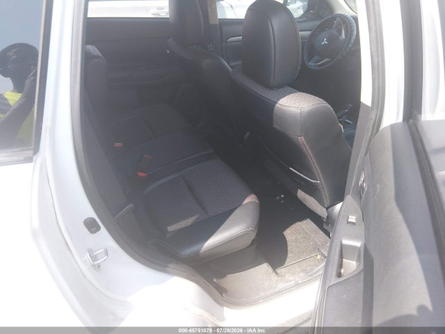 Продажа на аукционе авто 2015 Mitsubishi Outlander Se, vin: JA4AZ3A39FZ005880, номер лота: 45751879
