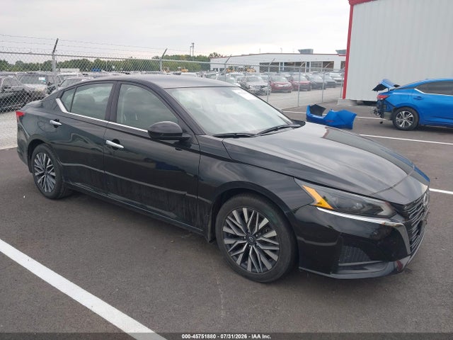 Auction sale of the 2023 Nissan Altima Sv Fwd, vin: 1N4BL4DV2PN426224, lot number: 45751880