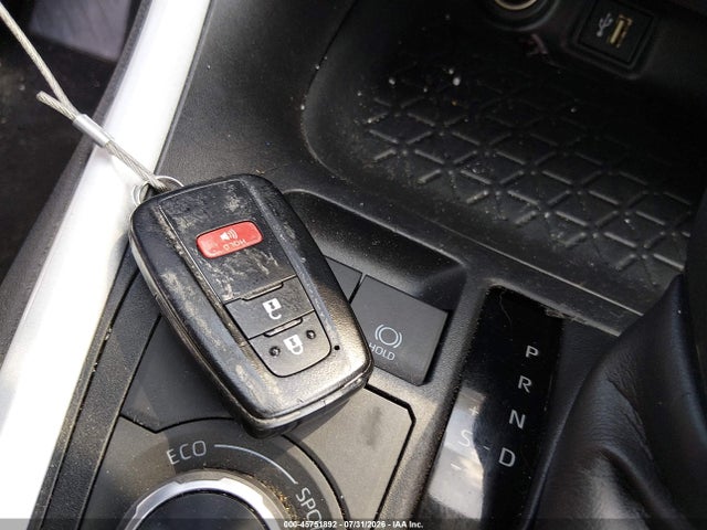 4T3RWRFV1SU180391 Toyota Rav4 Hybrid Xle