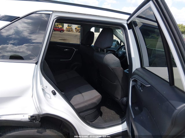 4T3RWRFV1SU180391 Toyota Rav4 Hybrid Xle