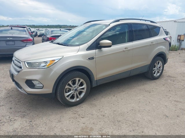 1FMCU9GD9JUD08899 Ford ESCAPE SE