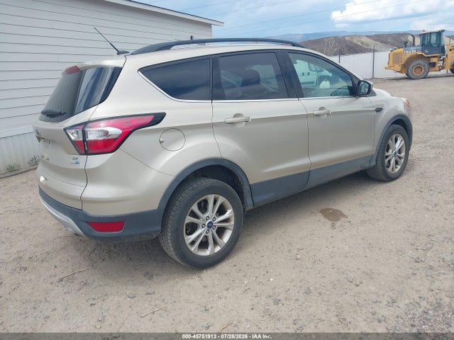 1FMCU9GD9JUD08899 Ford ESCAPE SE