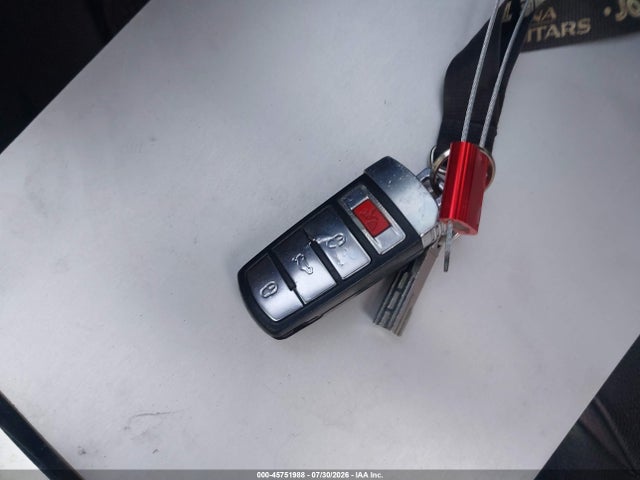 45751988 :رقم المزاد ، WVWJK9AN1AE121489 vin ، 2010 Volkswagen Passat Komfort مزاد بيع