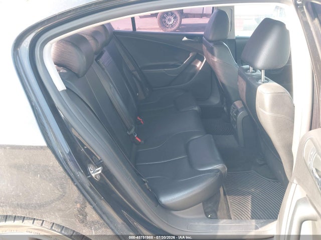45751988 :رقم المزاد ، WVWJK9AN1AE121489 vin ، 2010 Volkswagen Passat Komfort مزاد بيع