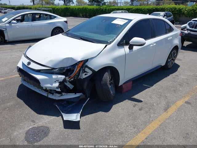 Toyota COROLLA SE 2021 5YFS4MCE0MP078737 Image 2