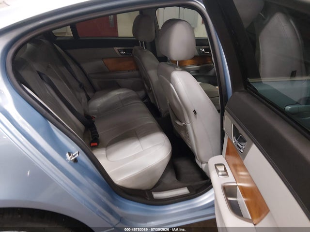 45752069 :رقم المزاد ، SAJWA05B49HR01759 vin ، 2009 Jaguar Xf Luxury مزاد بيع