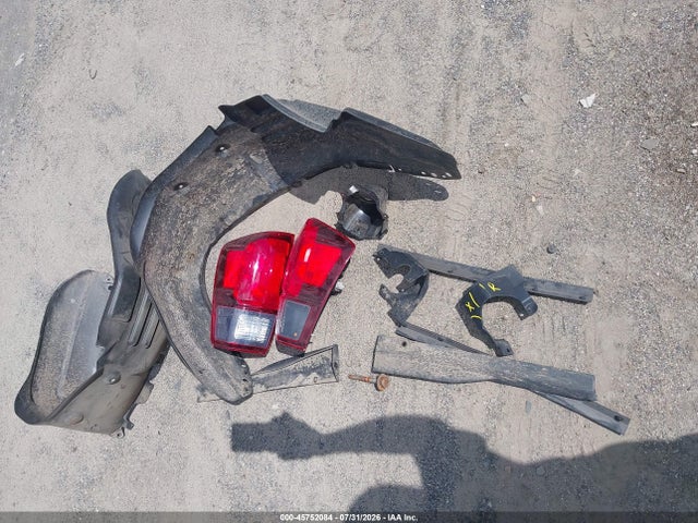 3TMCZ5AN5MM380305 Toyota Tacoma Sr V6
