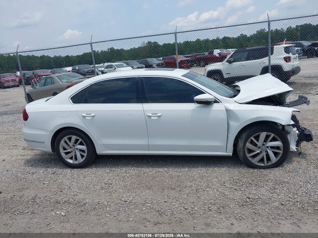 Volkswagen Passat 2.0t Se 2018 1VWBA7A31JC017538 Image 13