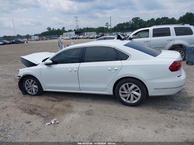 Volkswagen Passat 2.0t Se 2018 1VWBA7A31JC017538 Image 14
