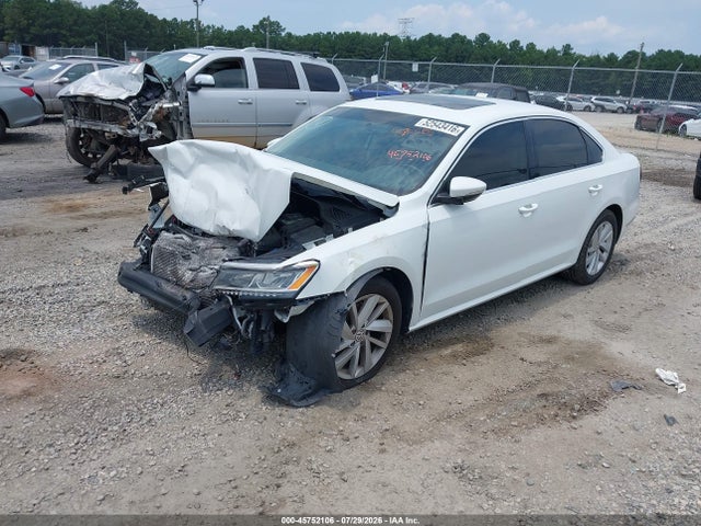 Volkswagen Passat 2.0t Se 2018 1VWBA7A31JC017538 Image 2