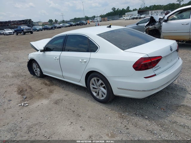 Volkswagen Passat 2.0t Se 2018 1VWBA7A31JC017538 Image 3