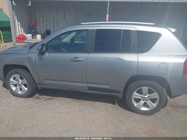 Jeep Compass Latitude 2016 1C4NJDEB6GD780948 Image 13