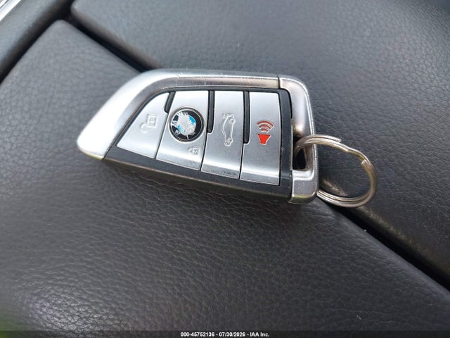 2019 Bmw 740i მანქანა იყიდება აუქციონზე, vin: WBA7E2C52KB216746, აუქციონის ნომერი: 45752136
