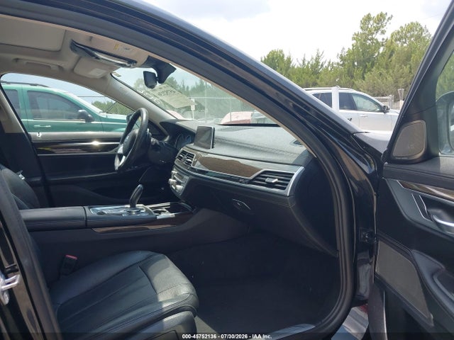 2019 Bmw 740i მანქანა იყიდება აუქციონზე, vin: WBA7E2C52KB216746, აუქციონის ნომერი: 45752136