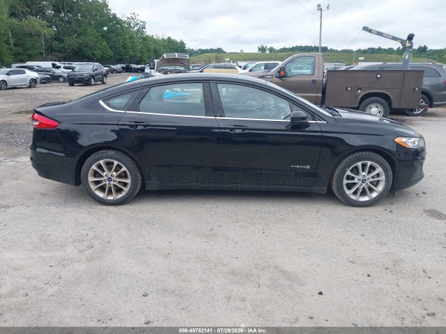 Ford Fusion Hybrid Se 2019 3FA6P0LU2KR211214 Image 17