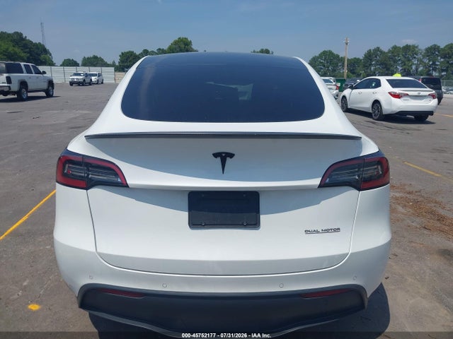 2022 Tesla Model Y Performance Dual Motor All-wheel Drive მანქანა იყიდება აუქციონზე, vin: 7SAYGDEF5NF537090, აუქციონის ნომერი: 45752177