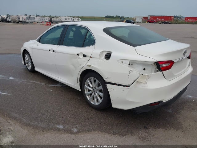 Toyota CAMRY LE 2018 4T1B11HK2JU603474 Image 6