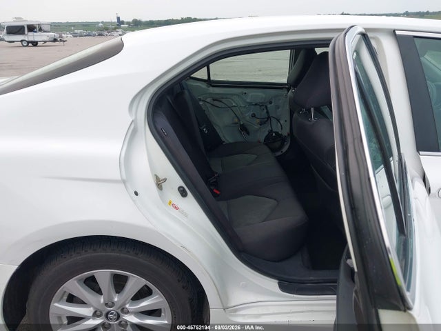 Toyota CAMRY LE 2018 4T1B11HK2JU603474 Image 8