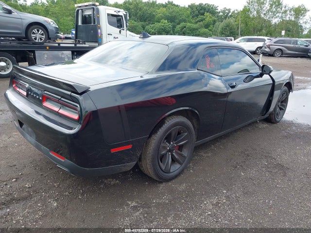 Продаж на аукціоні авто 2016 Dodge Challenger Sxt, vin: 2C3CDZAGXGH274995, номер лоту: 45752209