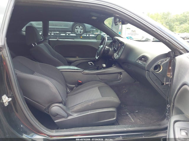 Продаж на аукціоні авто 2016 Dodge Challenger Sxt, vin: 2C3CDZAGXGH274995, номер лоту: 45752209